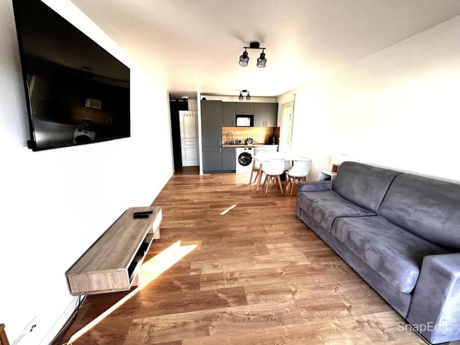 Superbe Studio Climatise Avec Terrasse Proche Mer กาญเนอ-ซูร์-แมร์ ภายนอก รูปภาพ